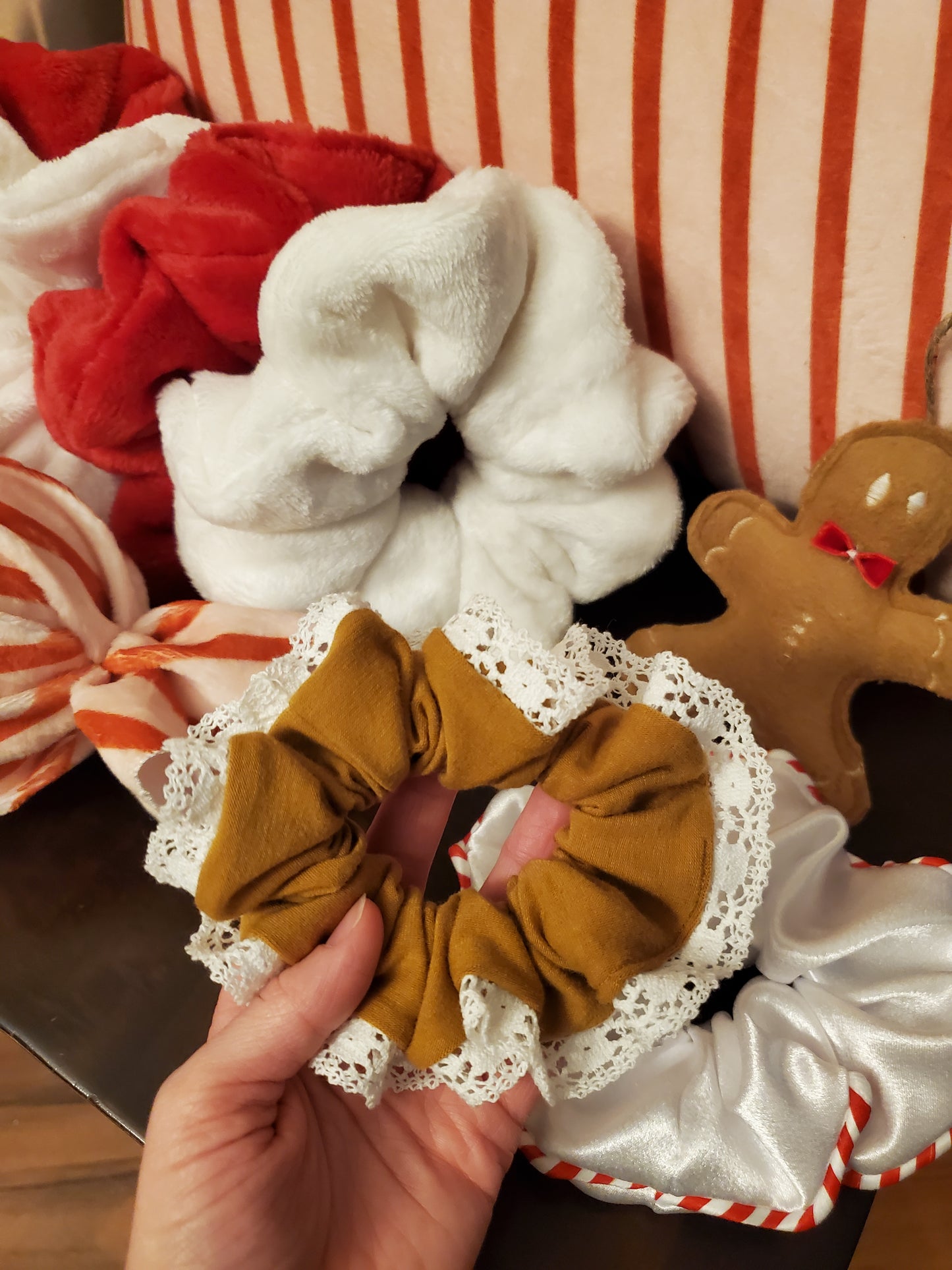 Single Scrunchie